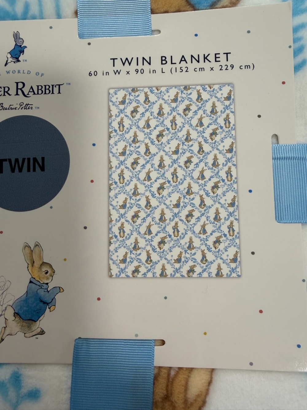 The World of Peter Rabbit Beatrice Potter Twin Blanket - Soft Plush Throw - Picture 5 of 6